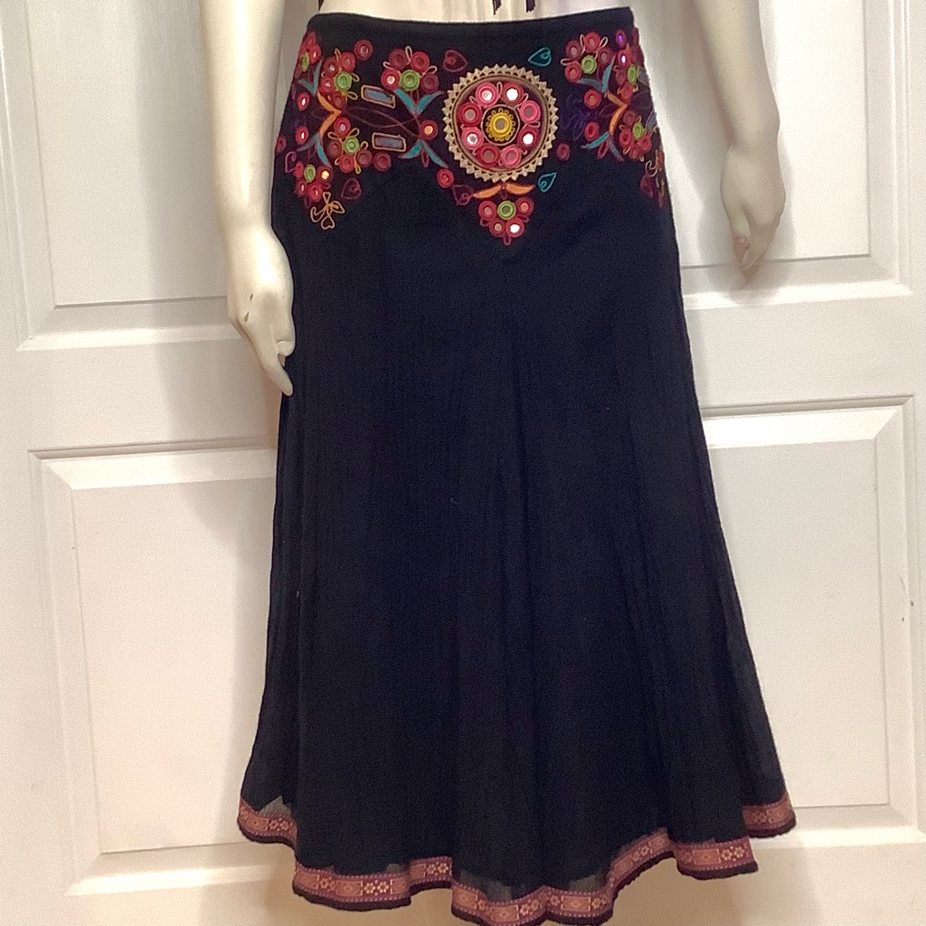 Louisa Spagnoli Embroidered Black Lightweight Wool Flowy A-Line Boho Peasant